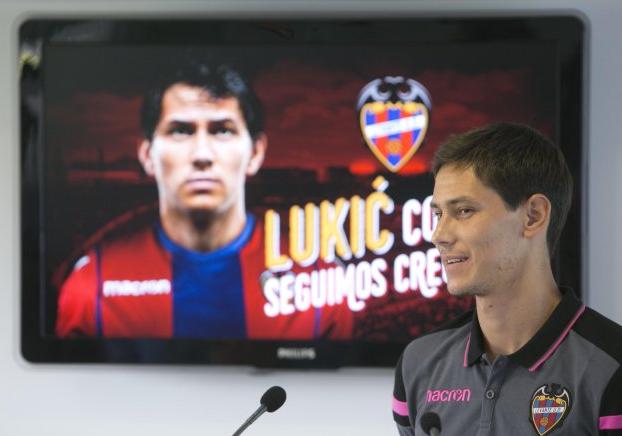 Lukic, durante su presentación como levantinista