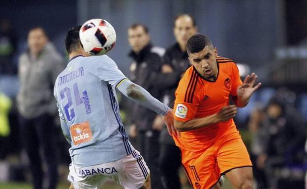 Bakkali durante un partido de liga