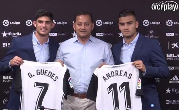 Gonçalo Guedes, Anil Murthy y Andreas Pereira durante su presentación a los medios.