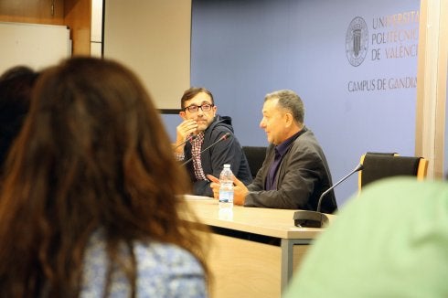 Todolí, junto al subdirector de Cultura, Javier Pastor.