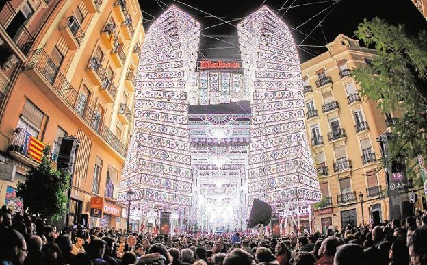Proyecto de luces de Cuba de las Fallas de 2016. / irene marsilla