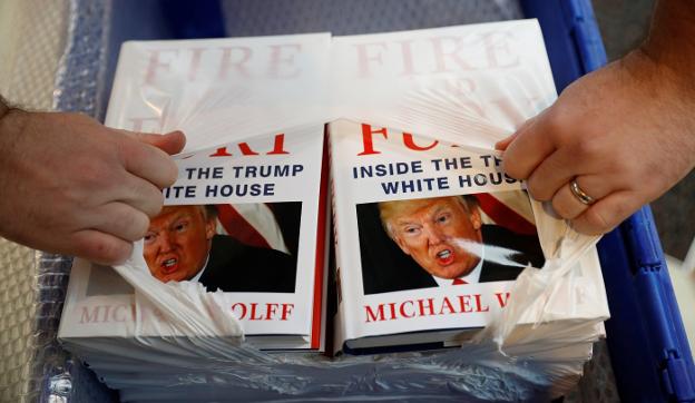 El libro del periodista Michael Wolff sobre Trump llega a una librería de Liverpool. / reuters