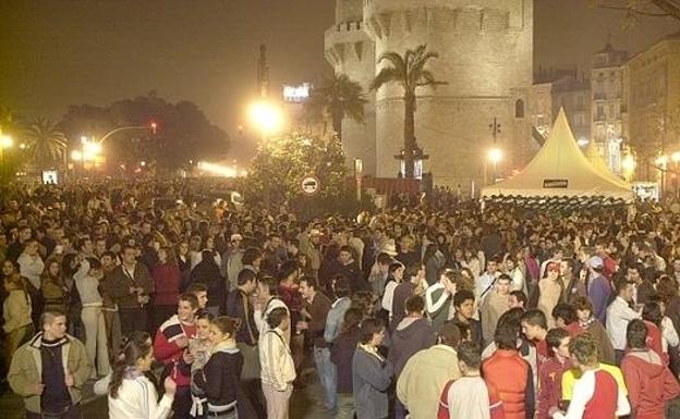 Típica verbena de Fallas/