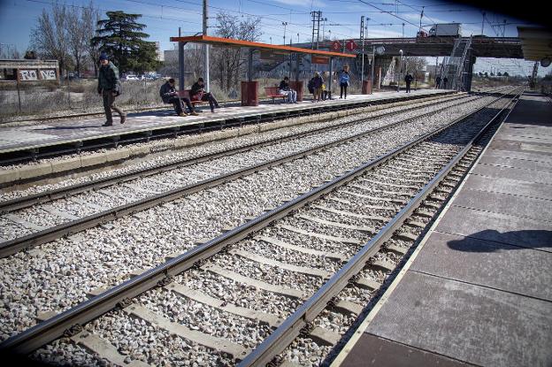 Vías del tren de Cercanías de Getafe Industrial. / alberto ferreras