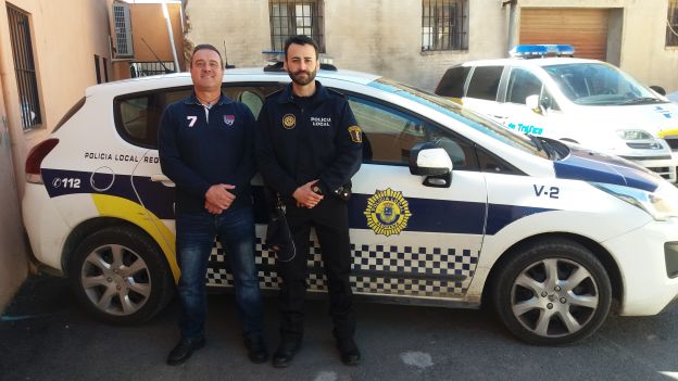 Los oficiales Arturo Domingo y David García que participaron en la acción./LP