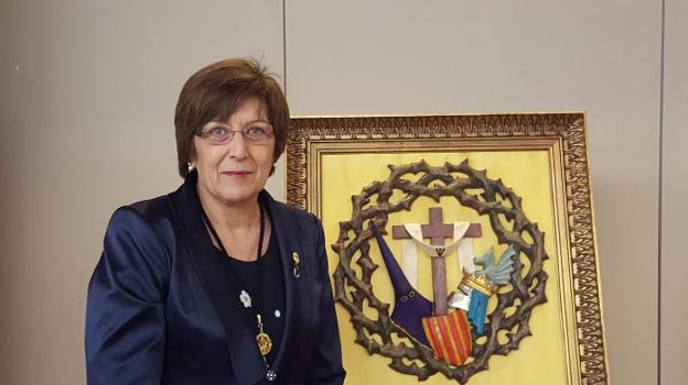 La presidenta de la Junta Mayor de Hermandades de la Semana Santa de Gandia, María José Martí. / lp