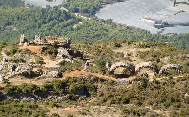 El Fort de Bernia se construyó en el siglo XVI por orden de Felipe II.