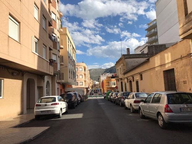 Calle Salmerón de Tavernes de la Valldigna. / r. escrihuela