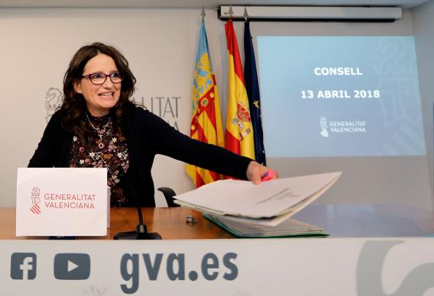 La vicepresidenta y consellera de Igualdad, Mónica Oltra. / efe/j. c. cárdenas
