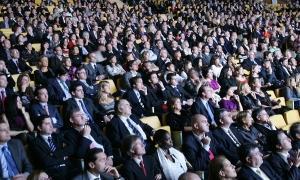 Masiva asistencia de la sociedad valenciana a la gala de entrega de la IX edición de los premios 'Valencianos para el Siglo XXI', celebrada en el auditori del Palau de les Arts Reina Sofía de Valencia. :: Jesús S gnes/Damián Torres/