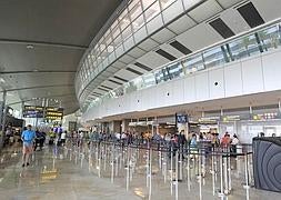 La T2 del aeropuerto de Manises entra en servicio con 26.600 m2 en cinco plantas
