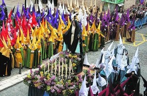 La Virgen de la Soledad lucirá vestimenta nueva el Domingo de Resurrección. ::
LP/