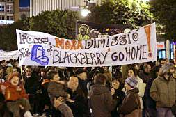 Aspecto que presentaba el centro de Valencia en la tarde del sábado durante la manifestación./