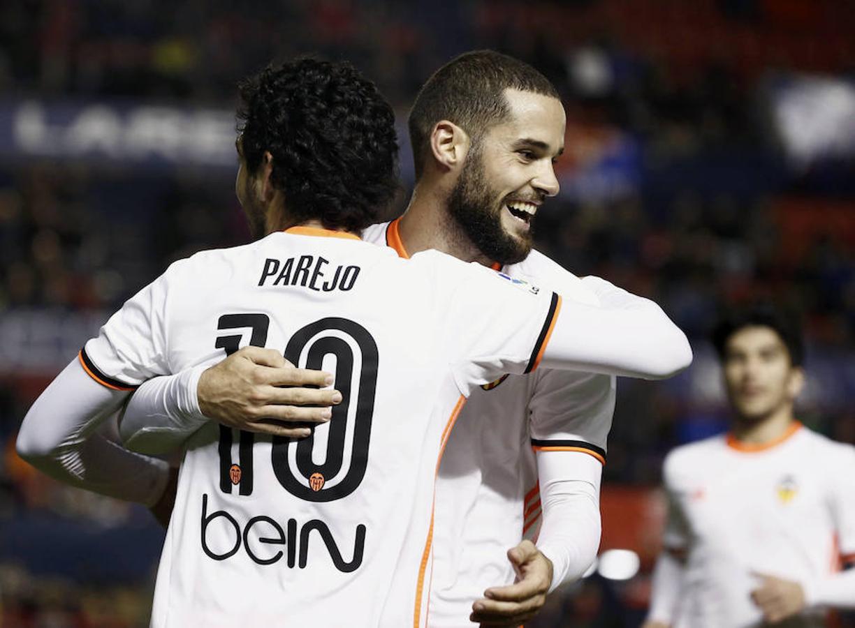 Fotos del encuentro disputado entre Osasuna y Valencia