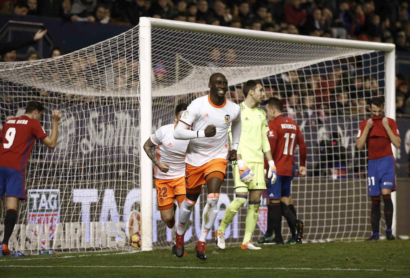 Fotos del encuentro disputado entre Osasuna y Valencia