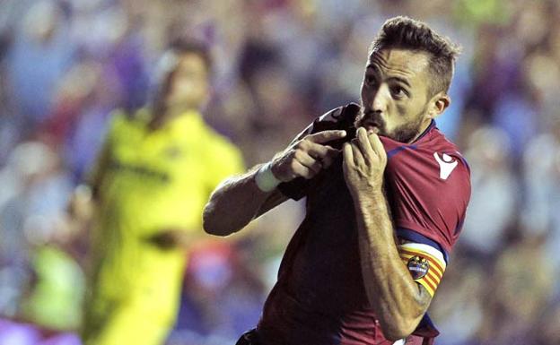 Levante UD | Morales se expone a dos o tres partidos por «menosprecio al árbitro»