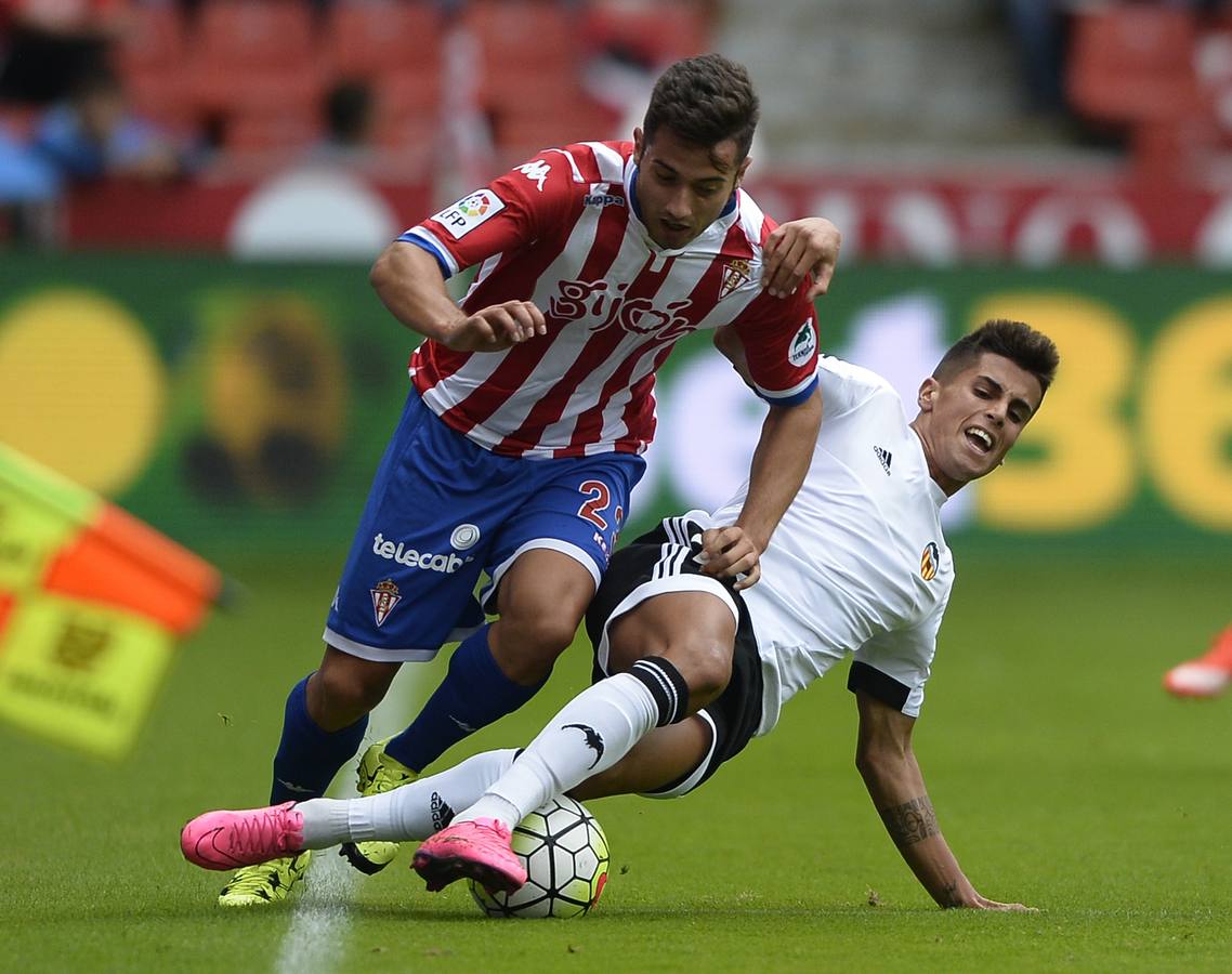 El Sporting - Valencia, en imágenes