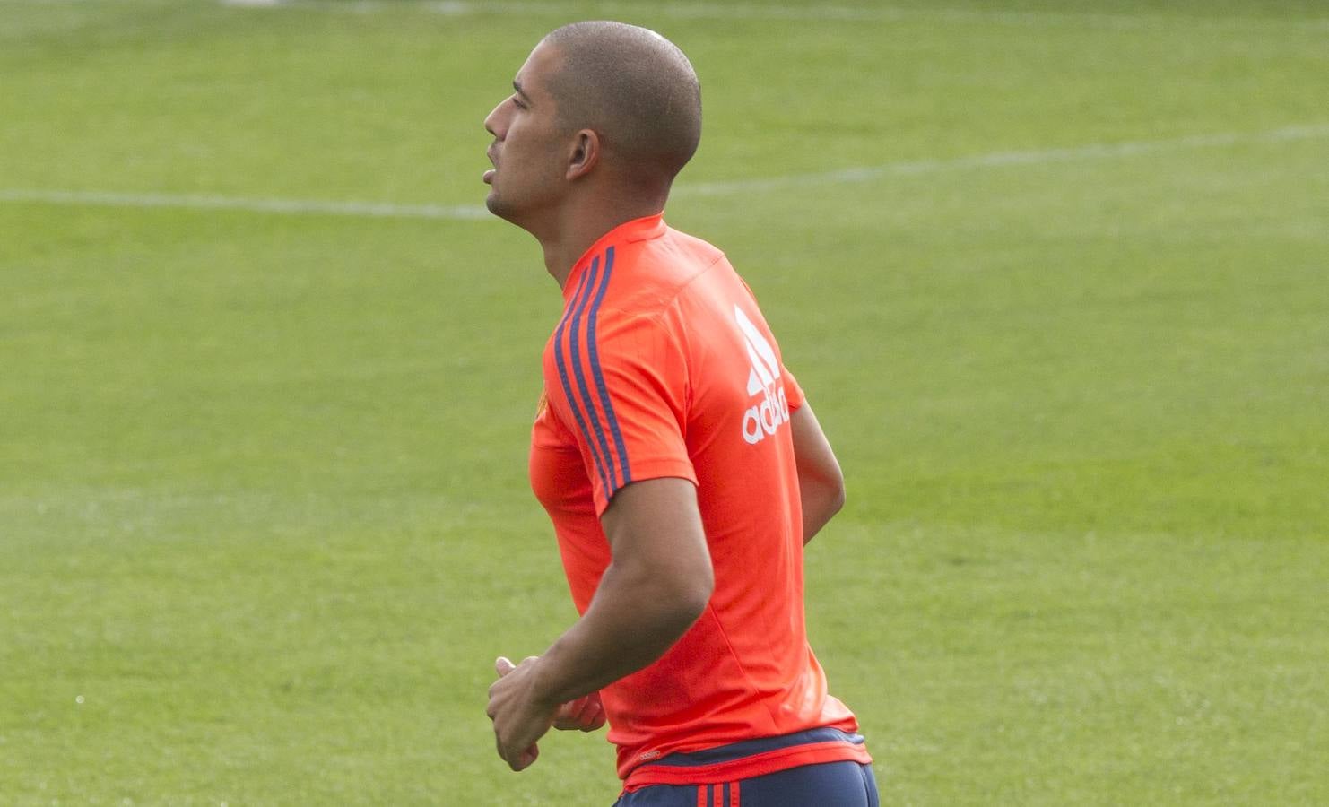 Entrenamiento del Valencia en Paterna