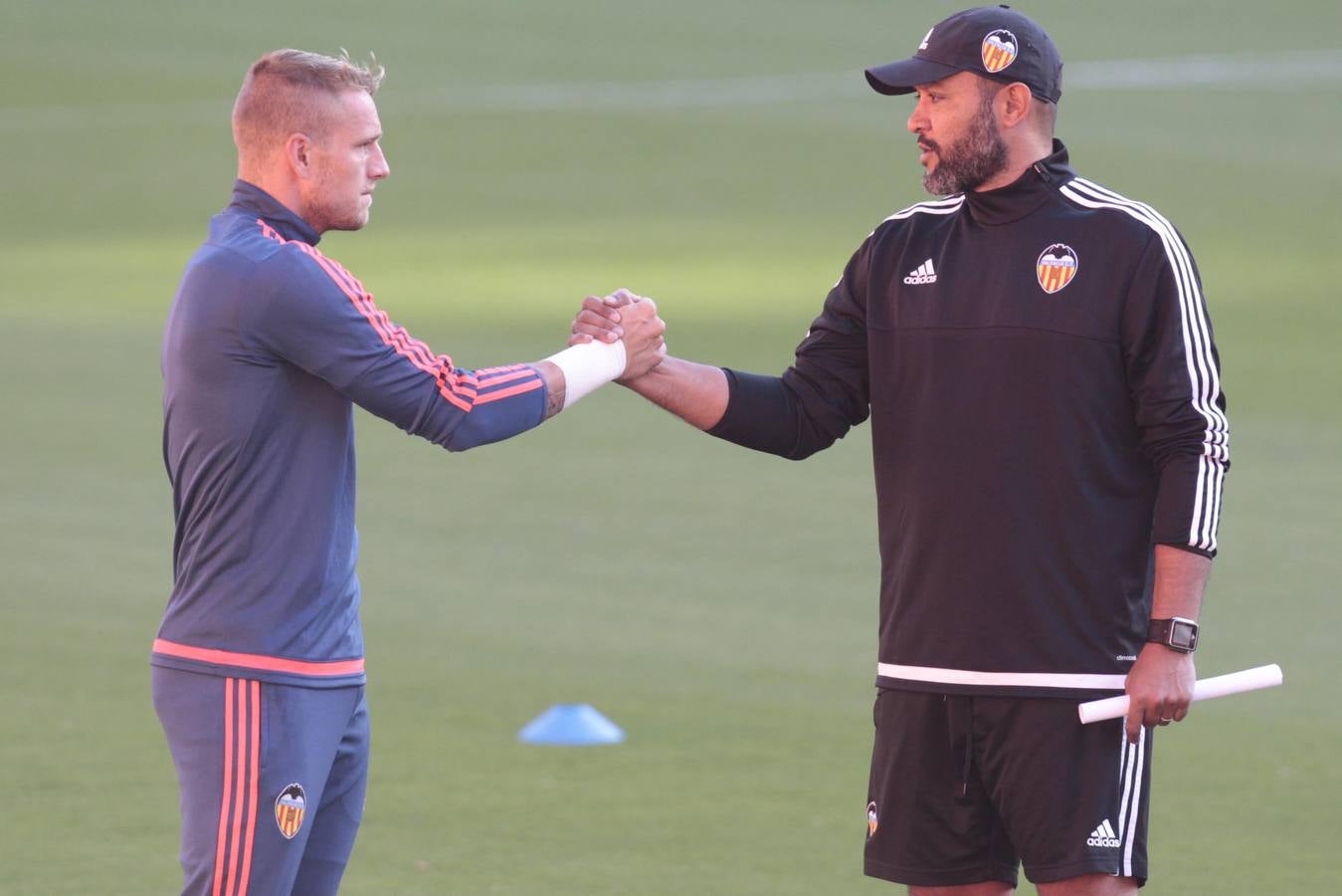 Entrenamiento del Valencia antes de debutar en Champions