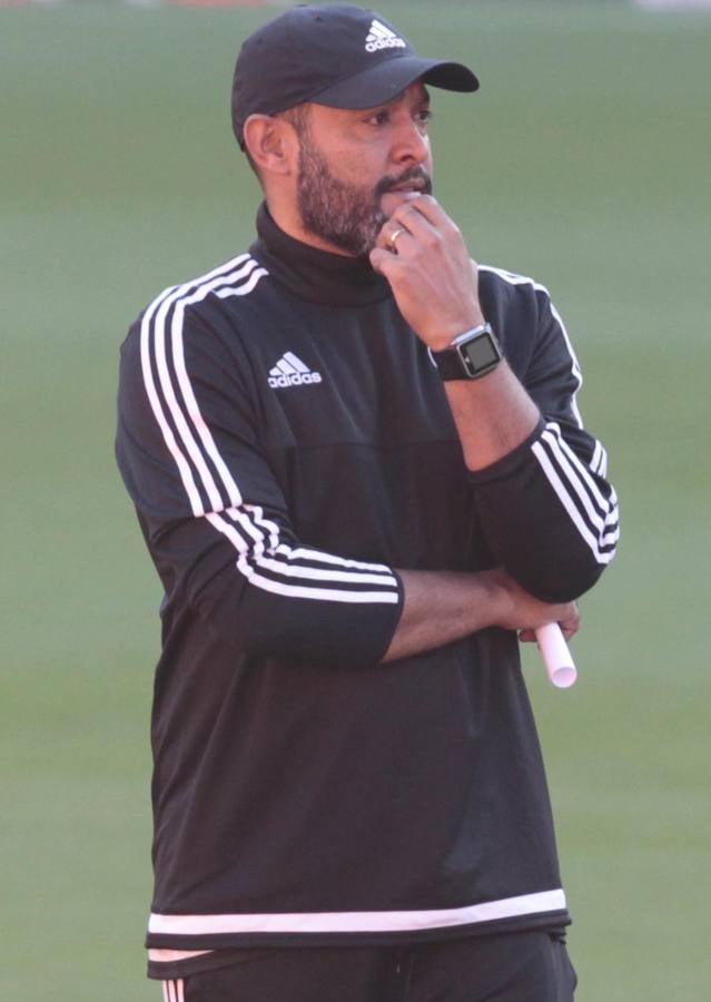 Entrenamiento del Valencia antes de debutar en Champions