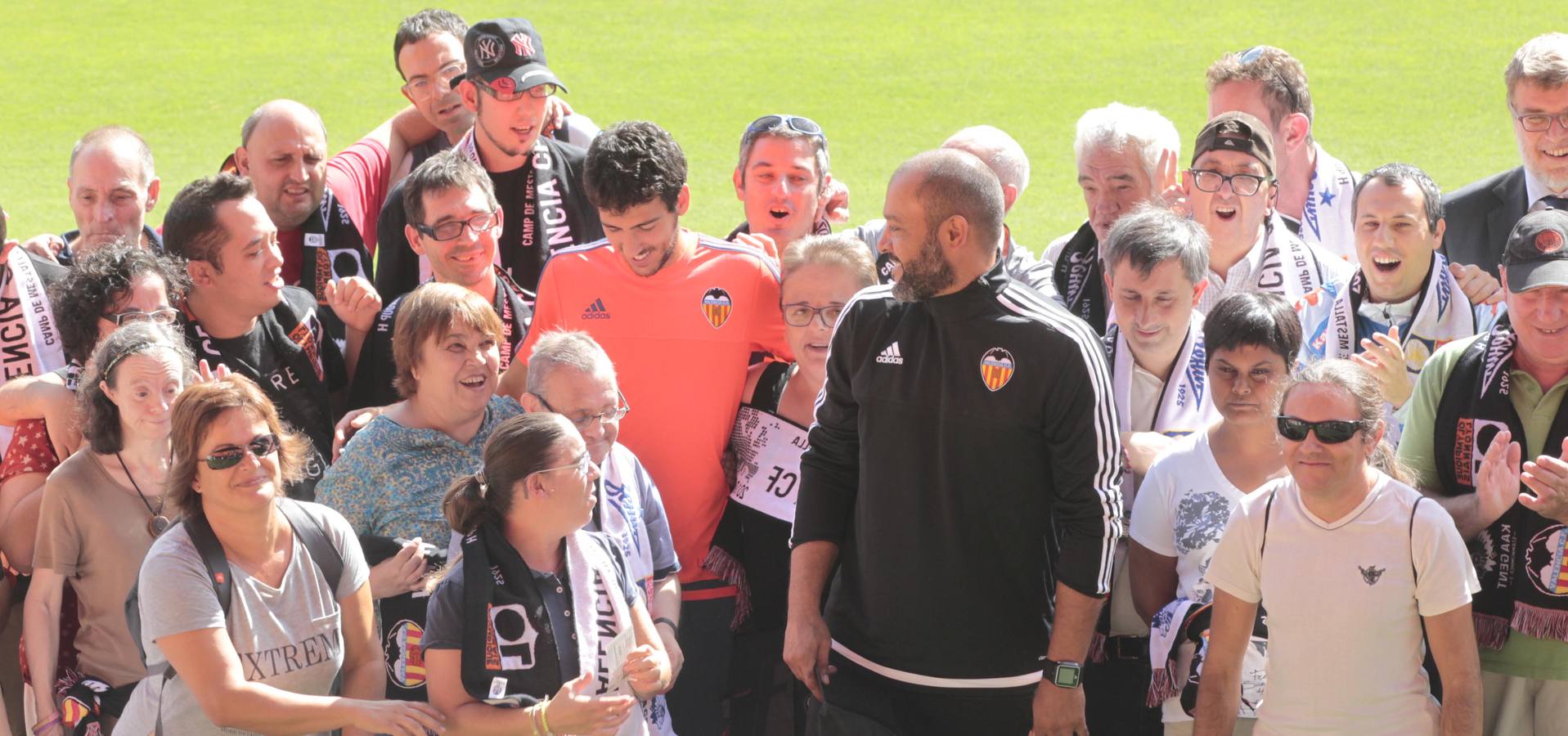 Entrenamiento del Valencia antes de debutar en Champions