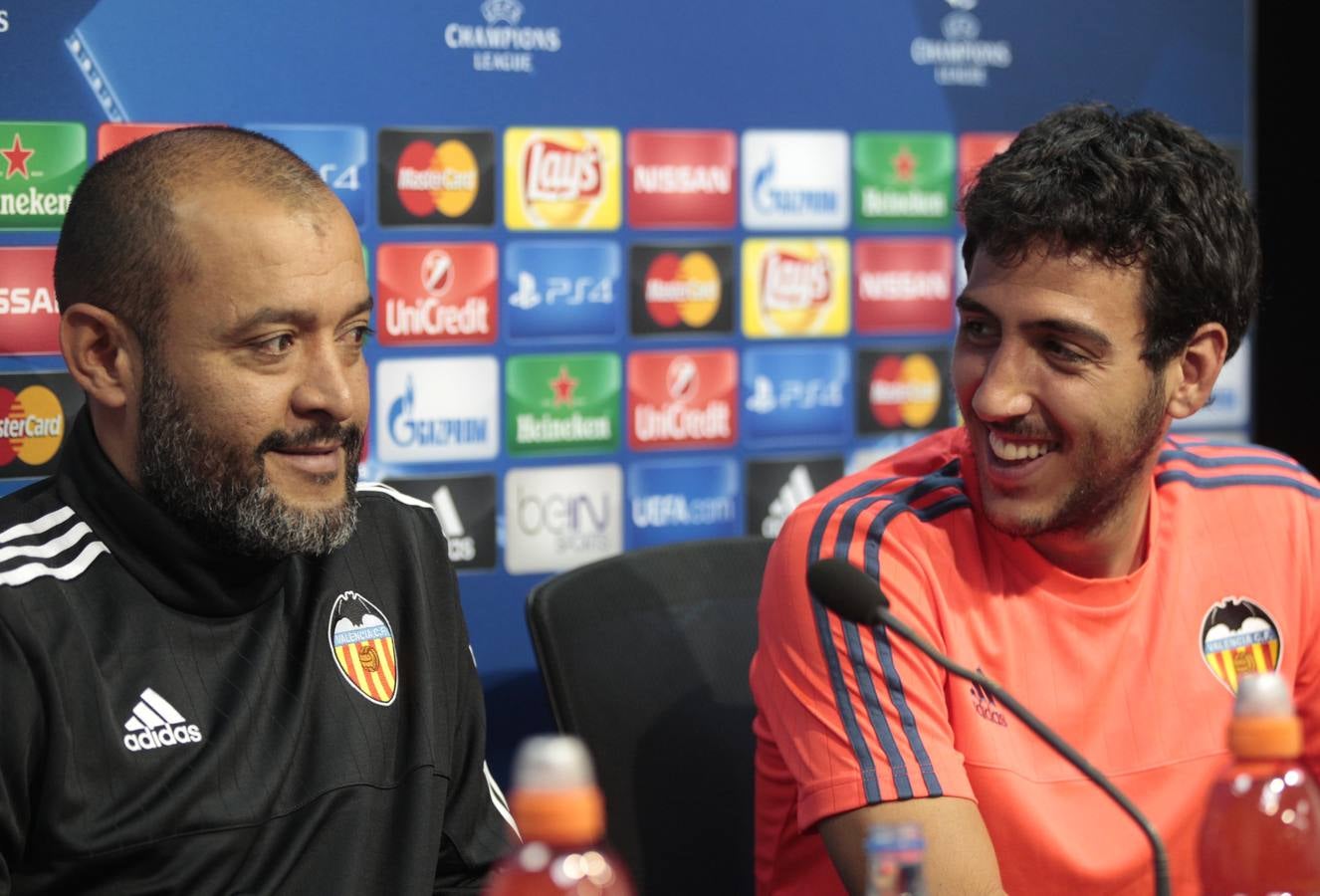 Entrenamiento del Valencia antes de debutar en Champions