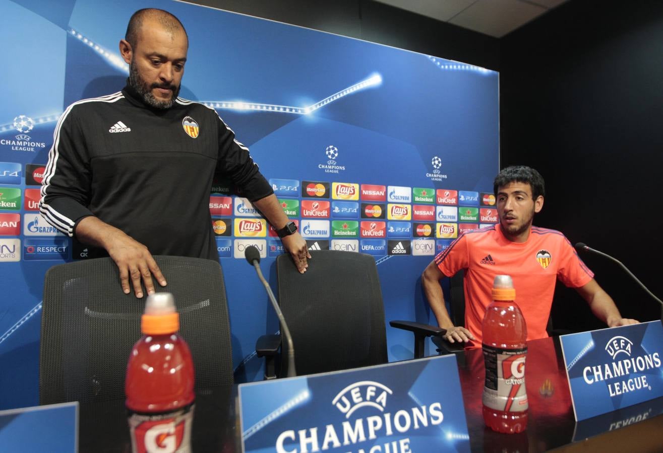 Entrenamiento del Valencia antes de debutar en Champions