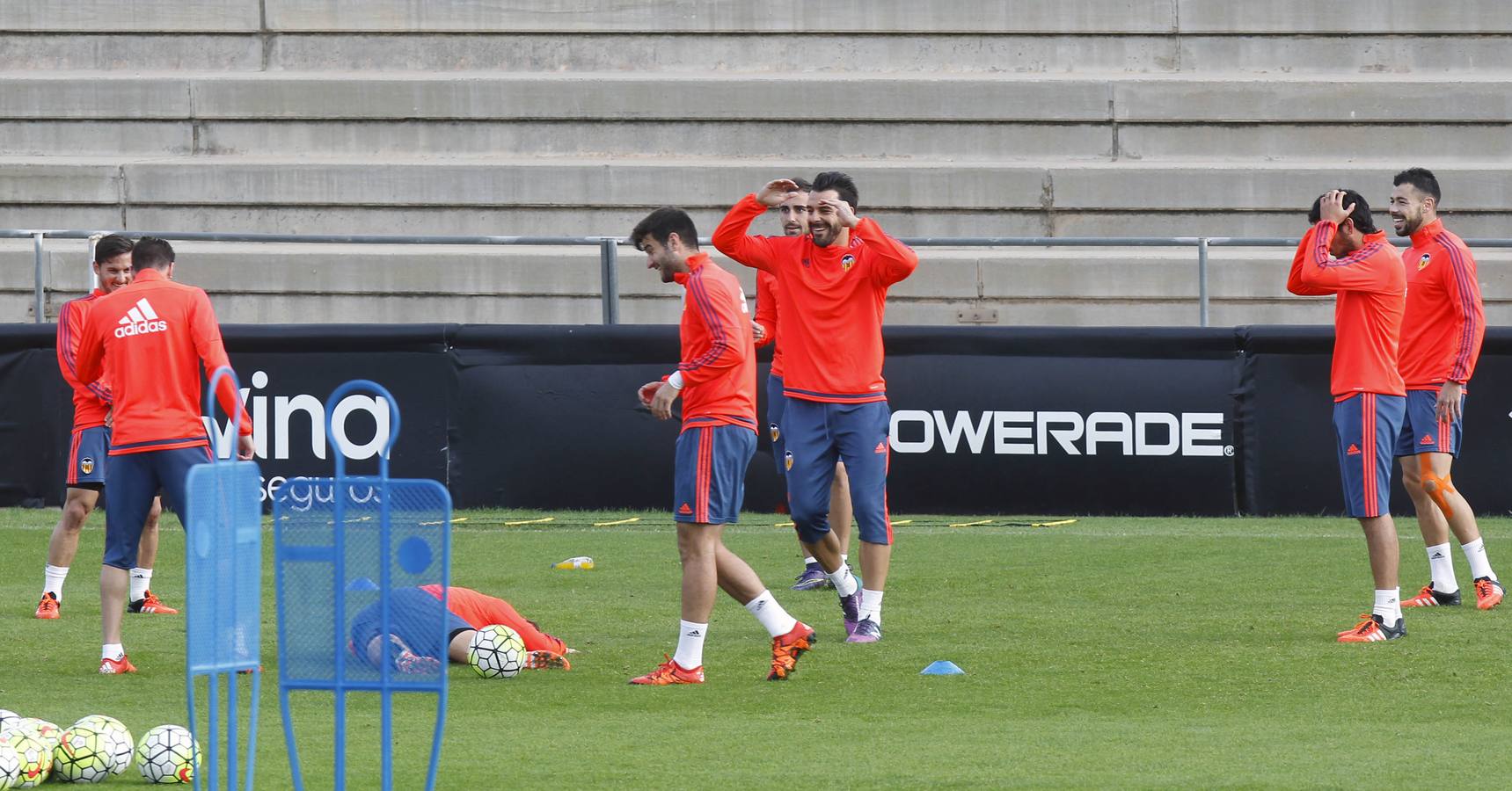 Entrenamiento del Valencia CF (16-10-2015)