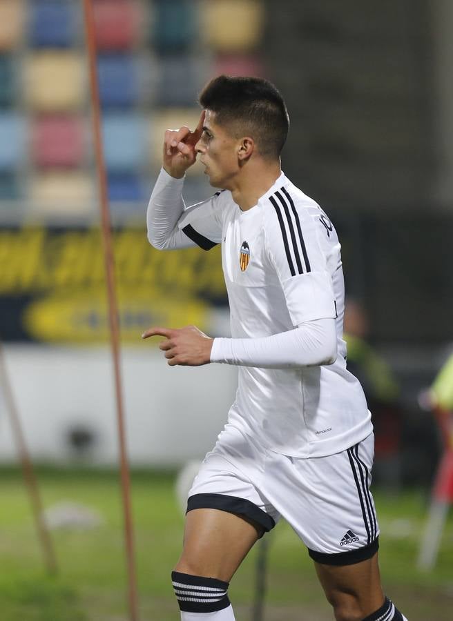 El Barakaldo-Valencia CF de Copa del Rey, en imágenes