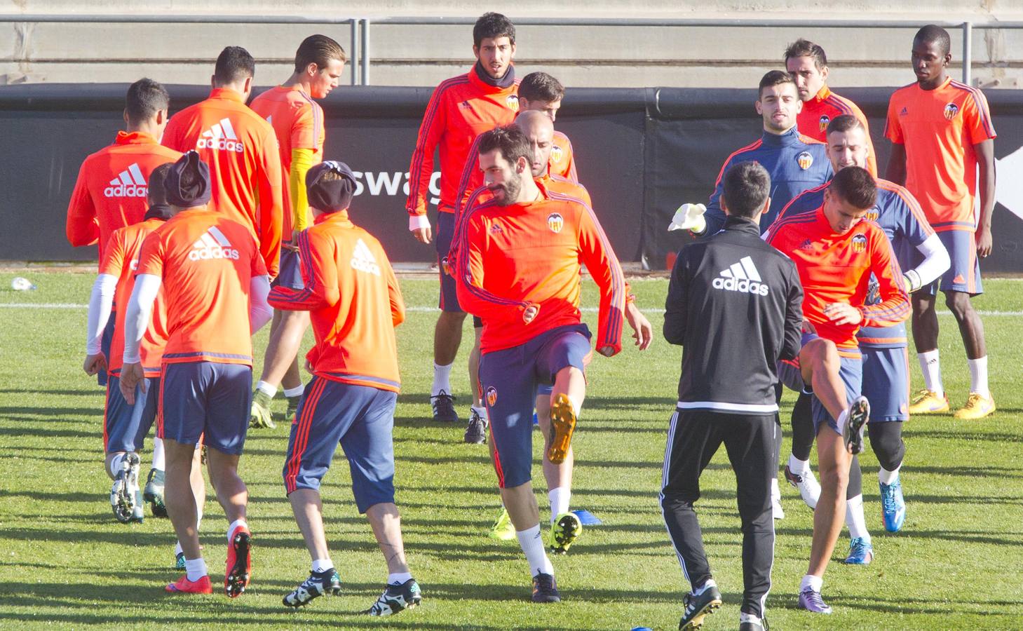 El entrenamiento del Valencia CF, en imágenes