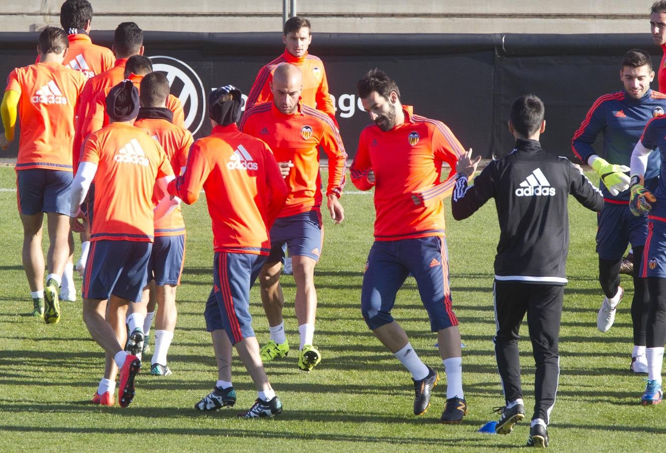 El entrenamiento del Valencia CF, en imágenes