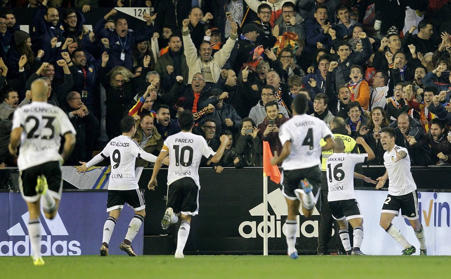 El Valencia CF vs FC Barcelona, en imágenes