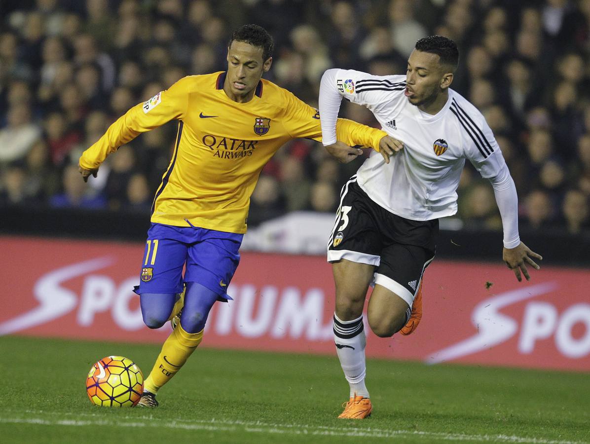 El Valencia CF vs FC Barcelona, en imágenes