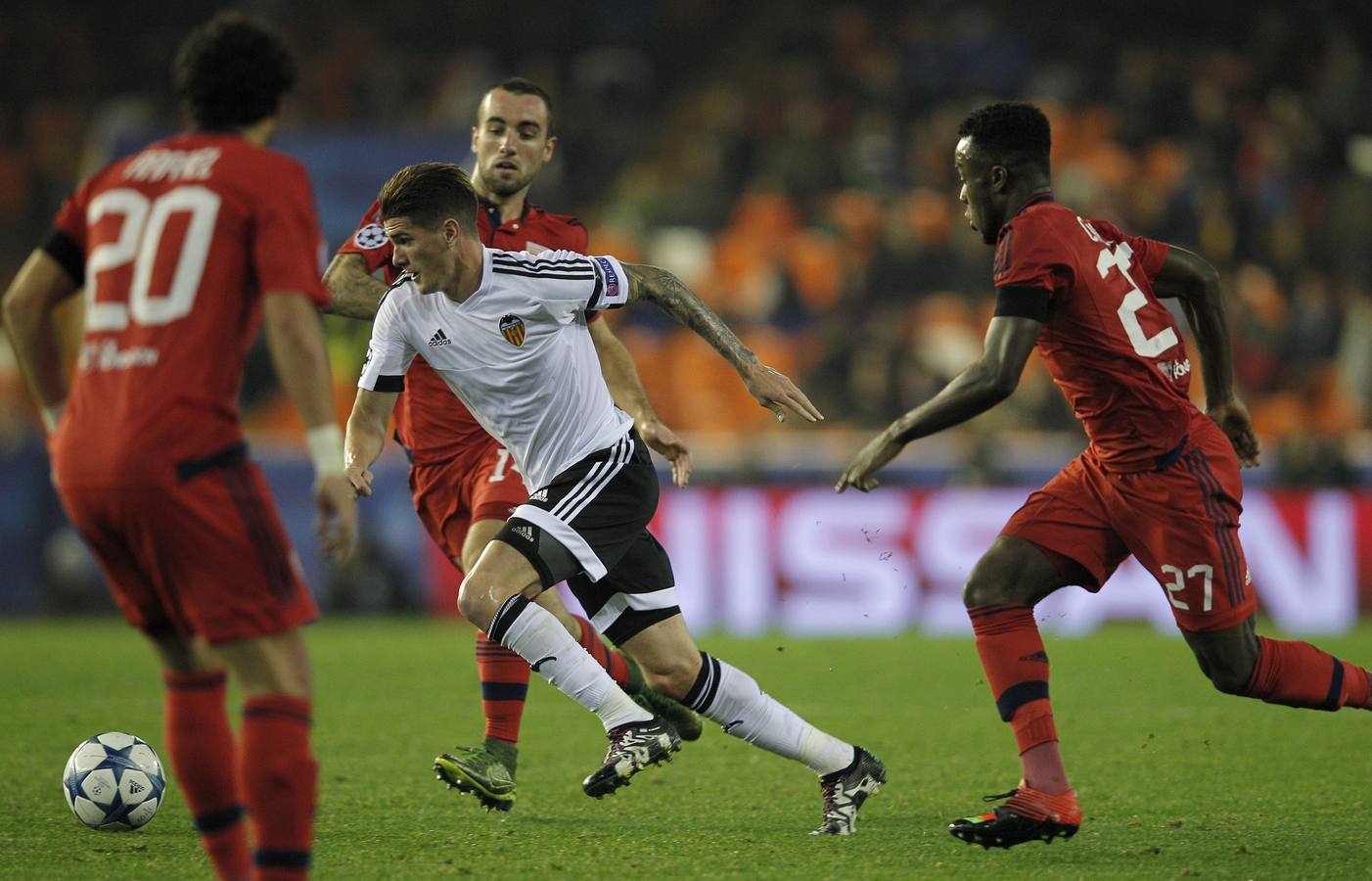 El Valencia-Olympique de Lyon, en imágenes