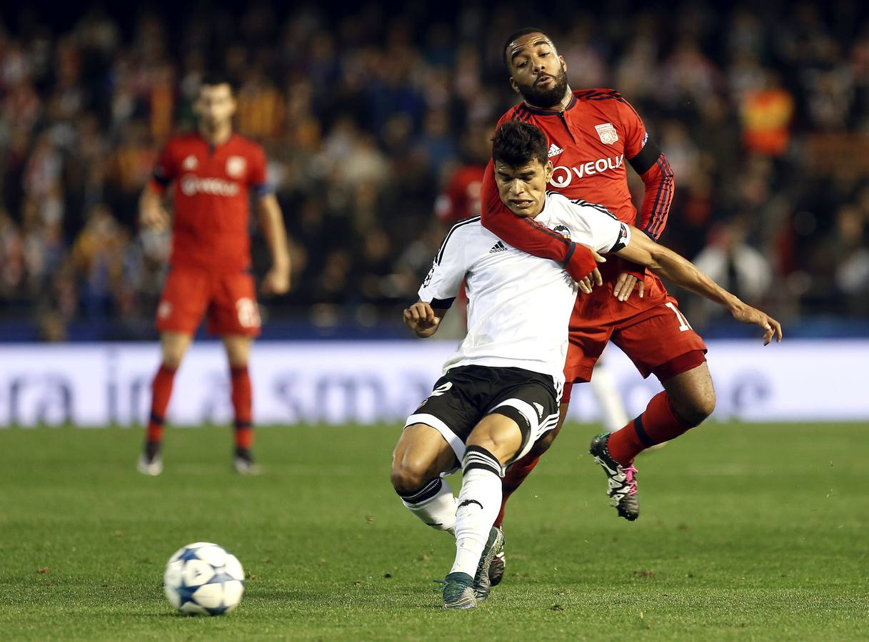 El Valencia-Olympique de Lyon, en imágenes