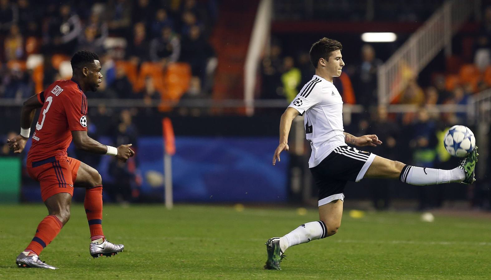 El Valencia-Olympique de Lyon, en imágenes