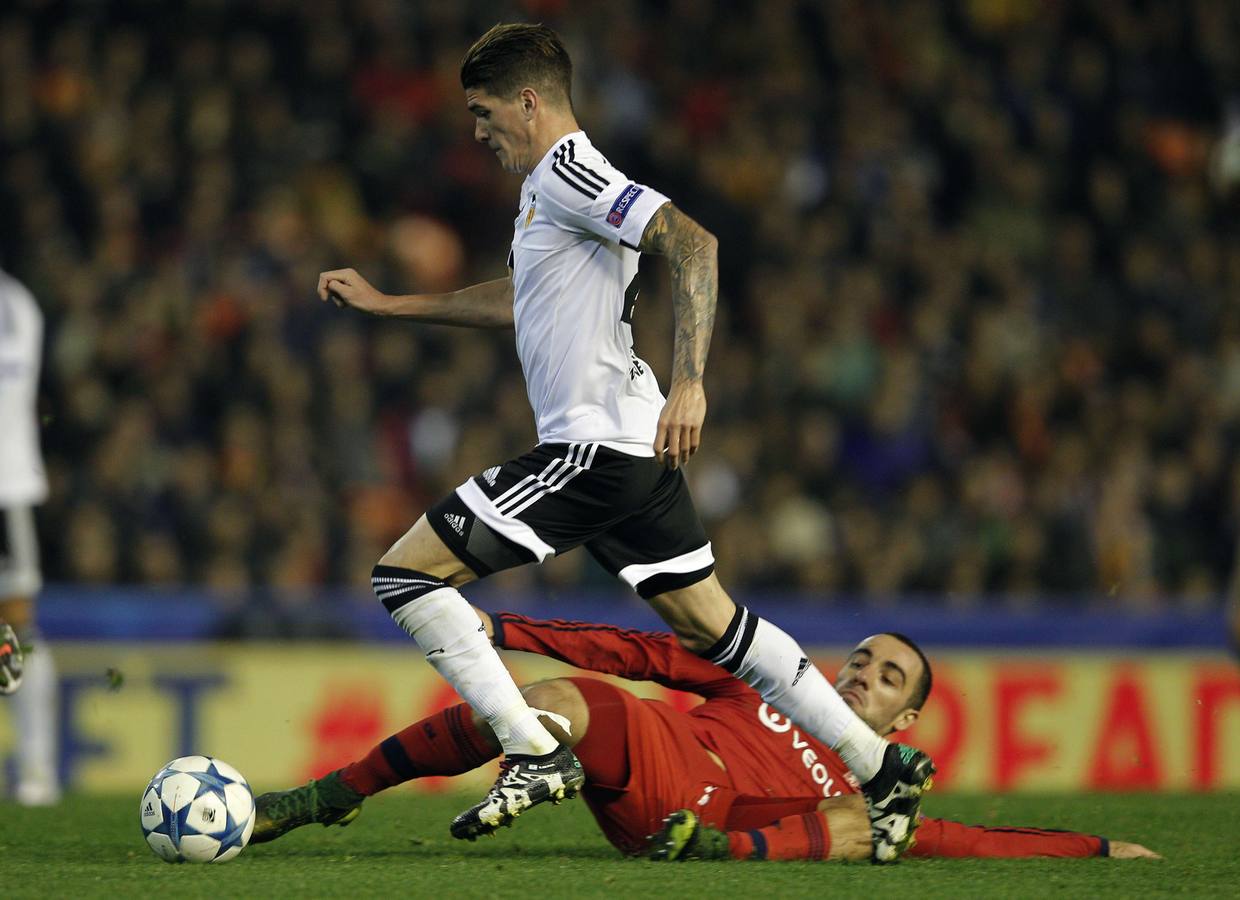 El Valencia-Olympique de Lyon, en imágenes