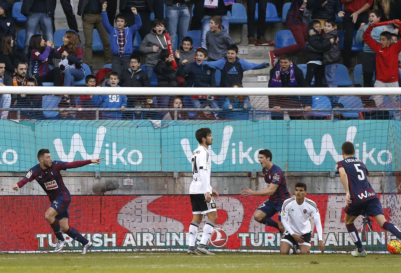 El SD Eibar vs Valencia CF, en imágenes
