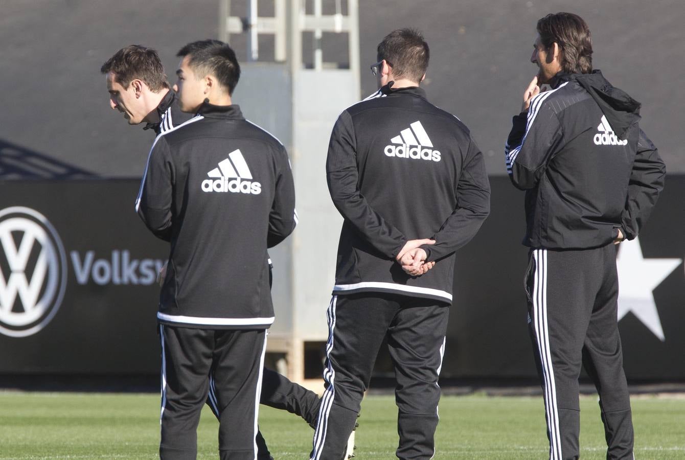 El entrenamiento del Valencia, en imágnes