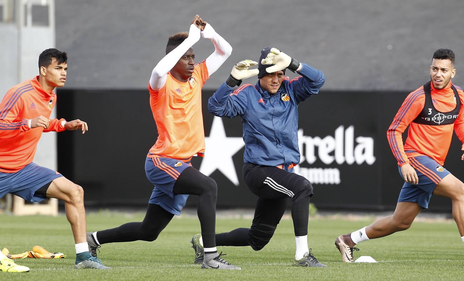 Entrenamiento del Valencia CF (2-1-2015)