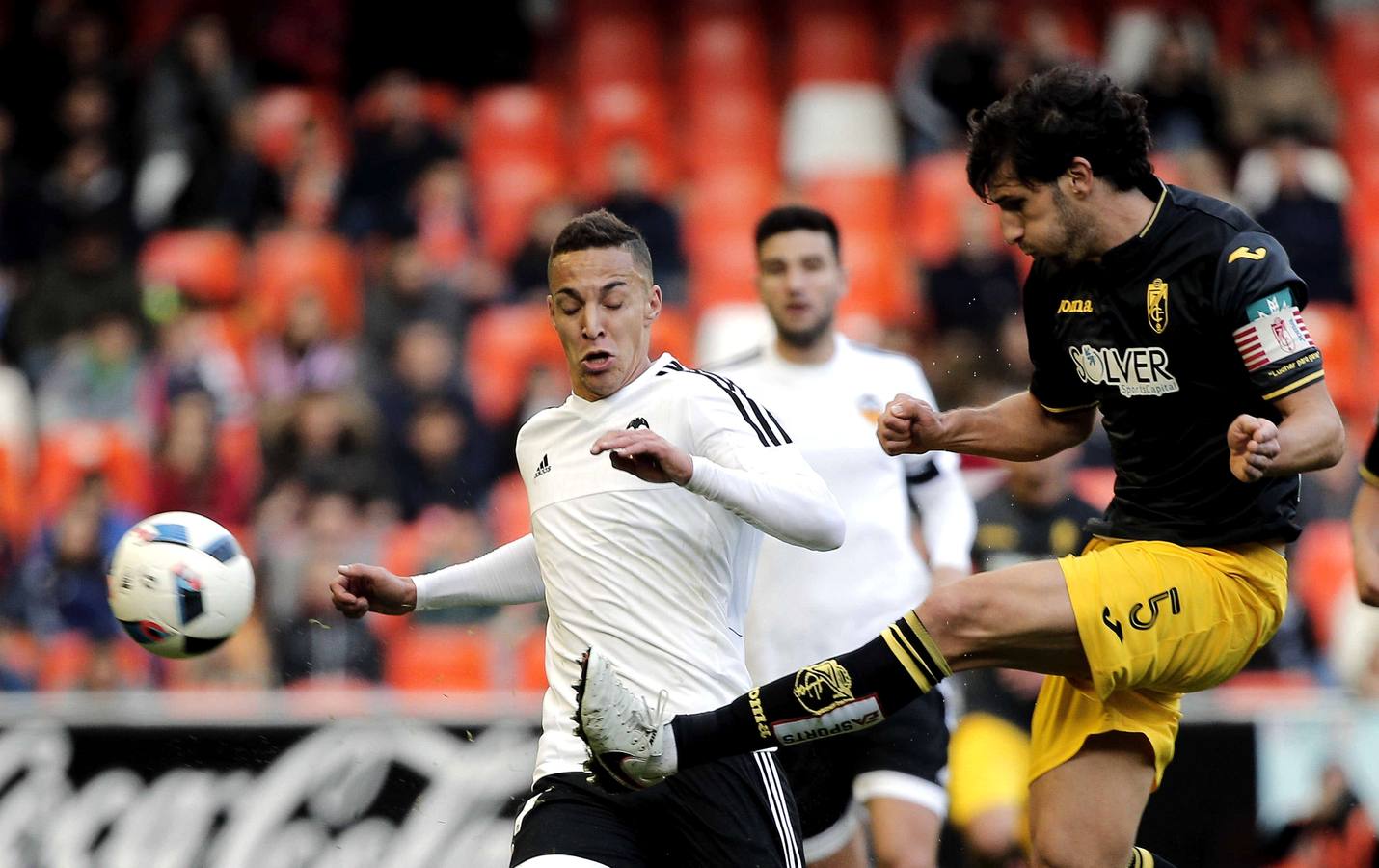 El Valencia CF vs Granada, en imágenes