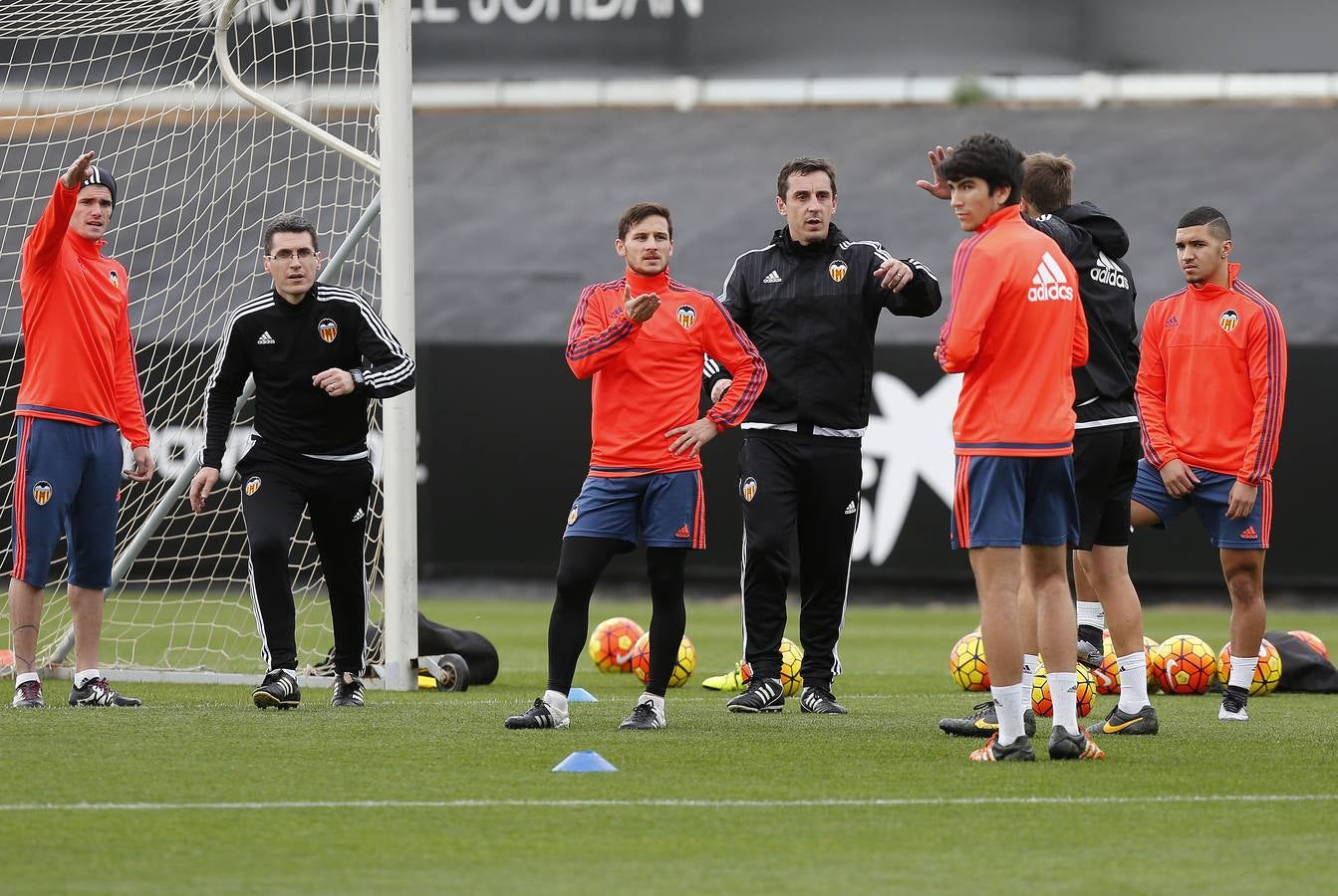 El entrenamiento del Valencia, en imágenes