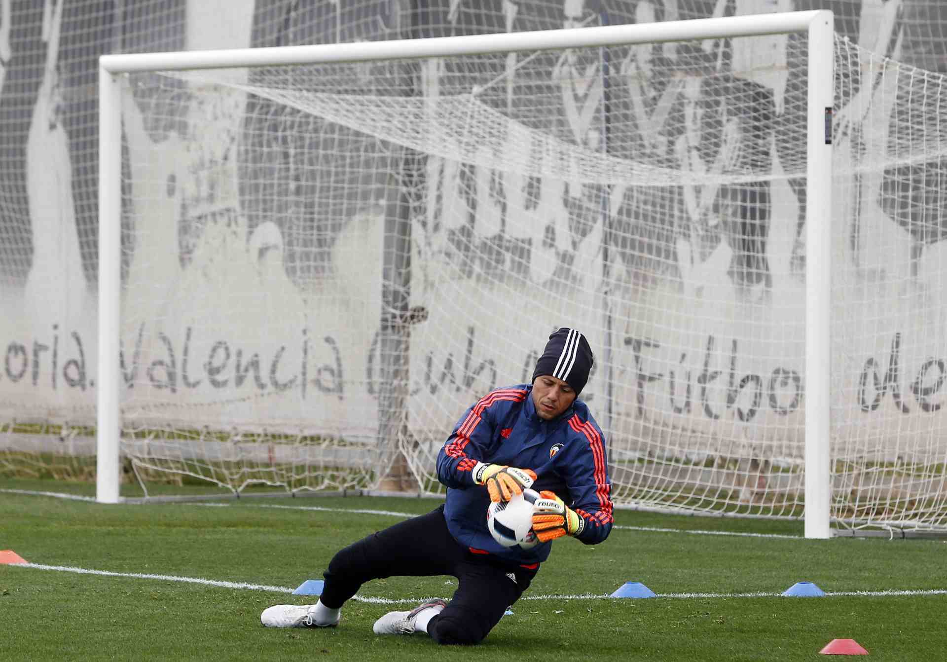 El entrenamiento del Valencia, en imágenes