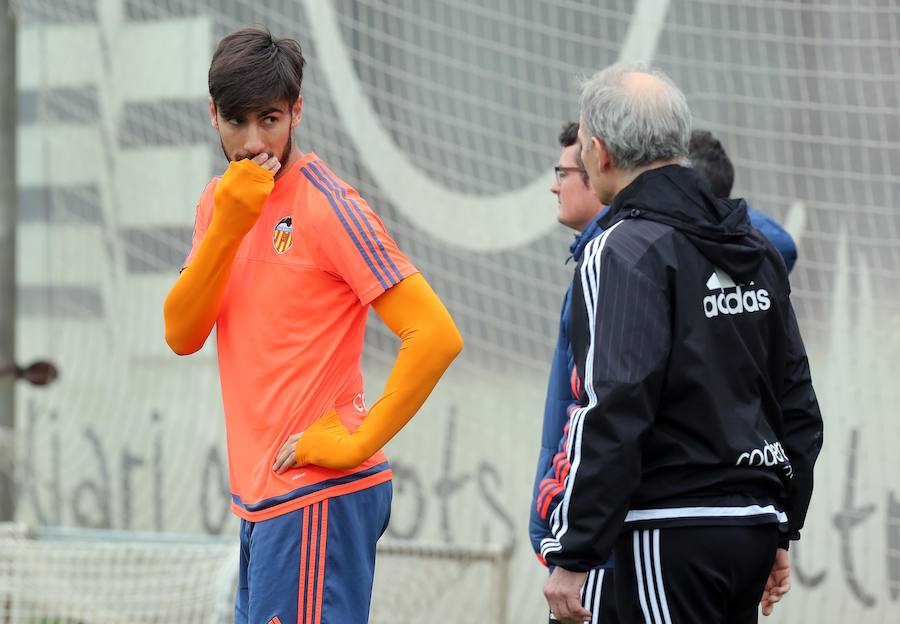 El entrenamiento del Valencia, en imágenes