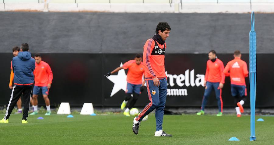 El entrenamiento del Valencia, en imágenes