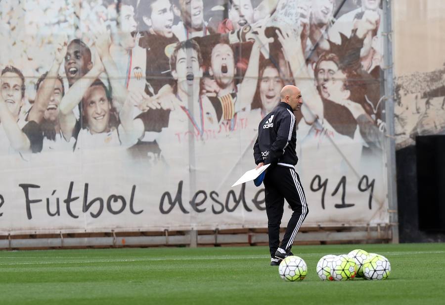 El entrenamiento del Valencia, en imágenes