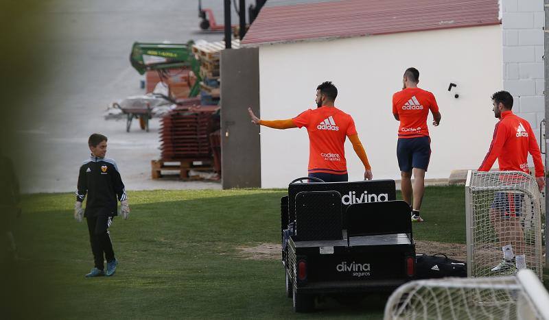 Primer entrenamiento de Pako Ayestarán como técnico del Valencia