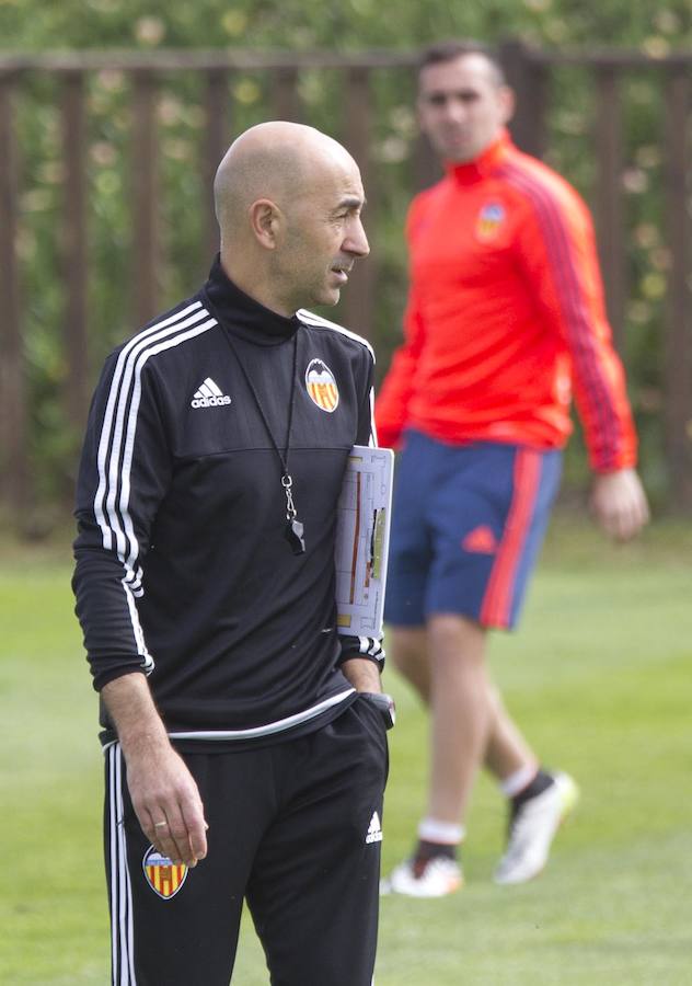 Entrenamiento del Valencia CF en el parador nacional de El Saler