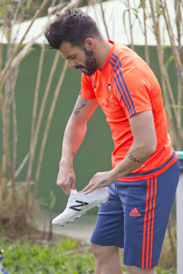 Entrenamiento del Valencia CF en el parador nacional de El Saler