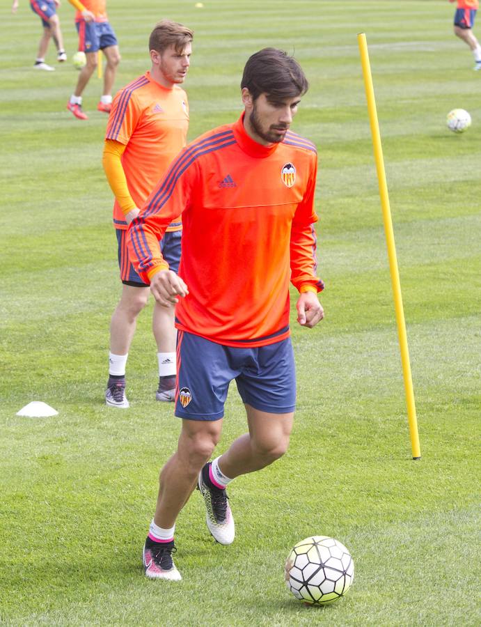 Entrenamiento del Valencia CF en el parador nacional de El Saler